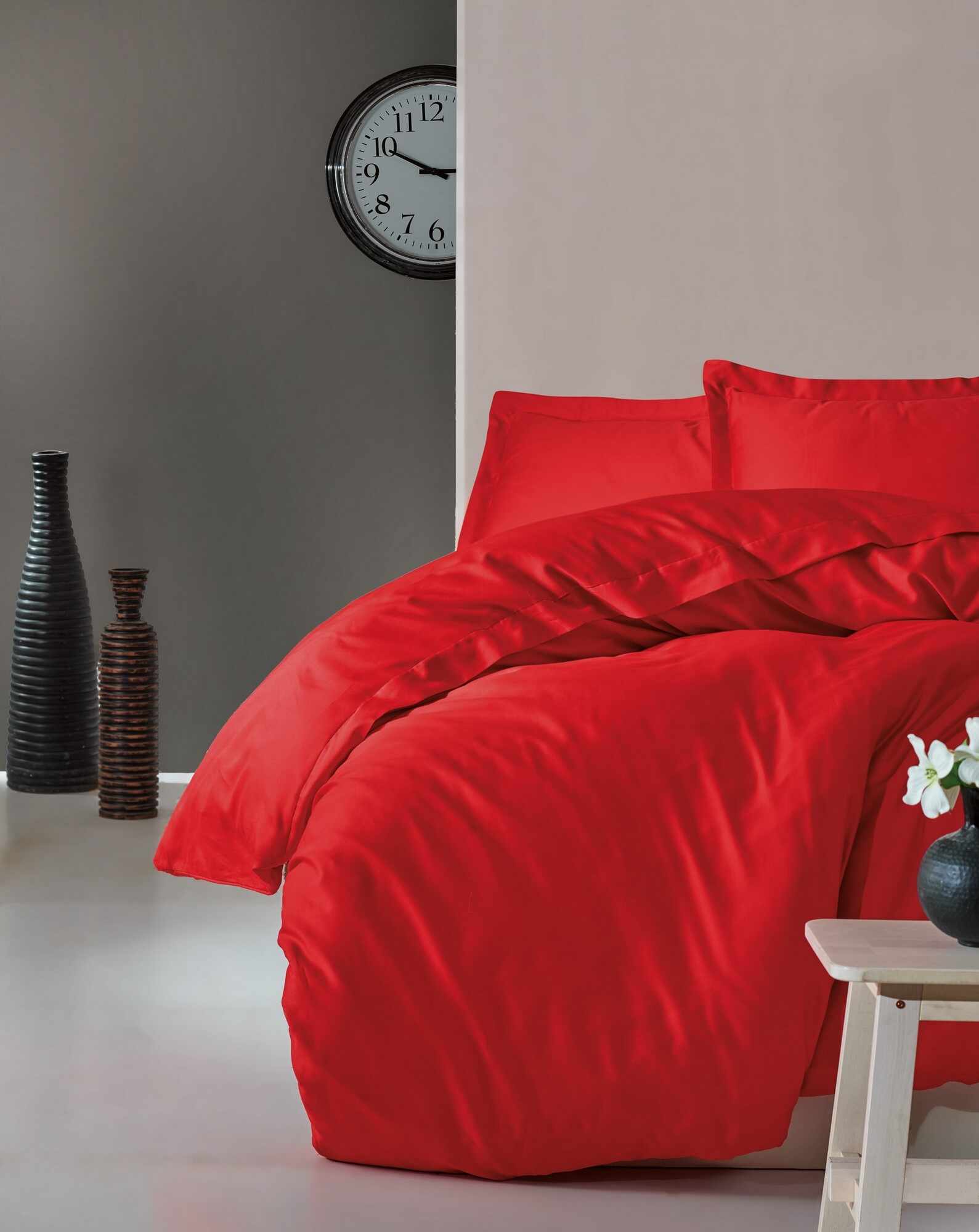  Lenjerie de pat din bumbac Satinat Premium Elegant Rosu, 200 x 220 cm la pret 500 lei 