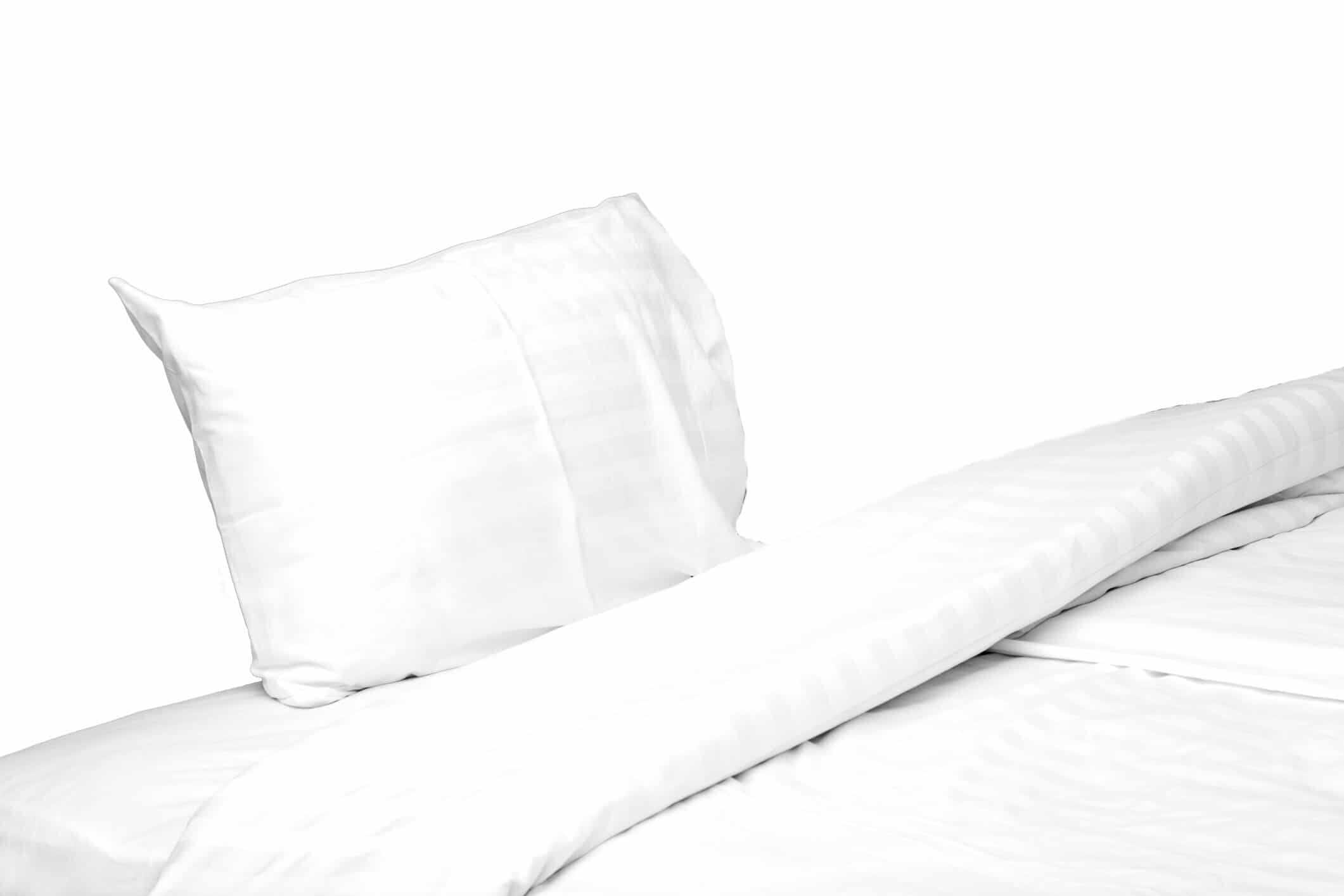Set lenjerie de pat alba pentru o persoana, Bumbac Damasc 100%, 3 piese, Cearceaf pat 150x260, Cearceaf pilota 150x200, Fata de perna 50x70