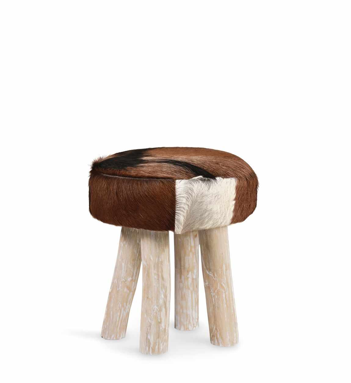  Taburet tapitat cu piele naturala si picioare din lemn Goat Maro / Natural, Ø38xH45 cm la pret 1041 lei 